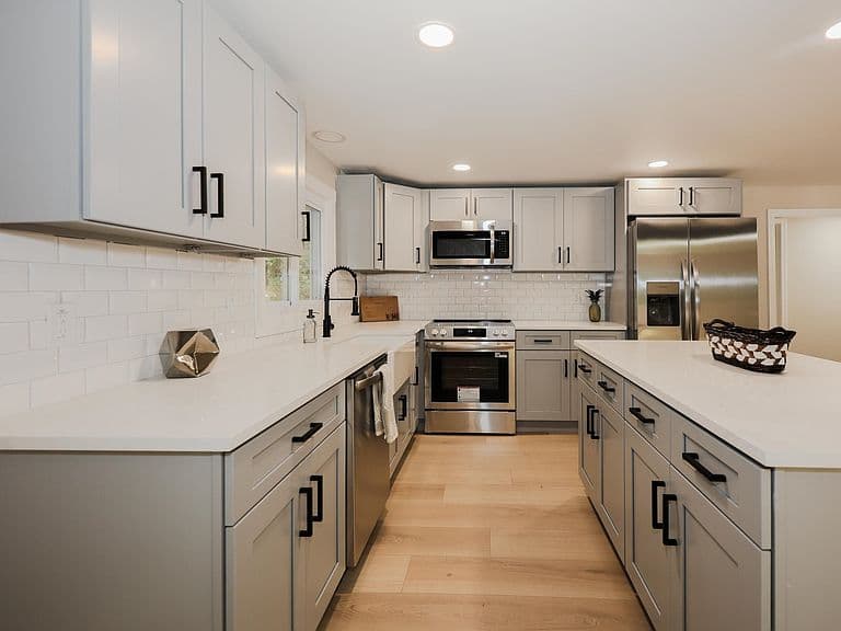 112 Gilson Road photo 2
