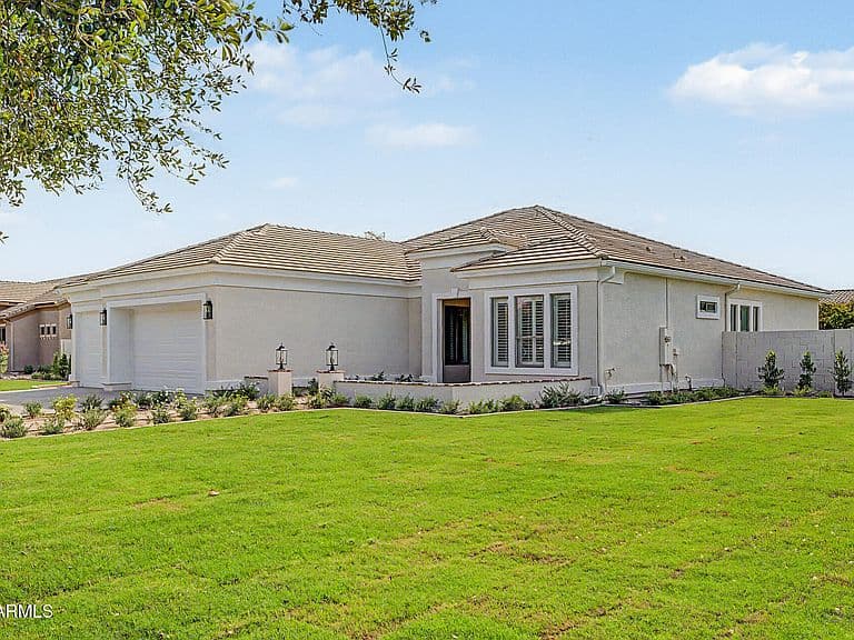 20826 S HADRIAN Way photo 4
