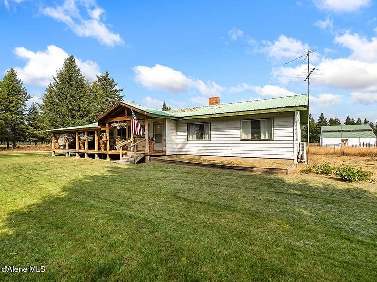 2081 Kendall Rd photo 1
