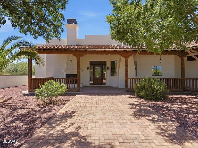 1496 Gerardo Ct photo 3