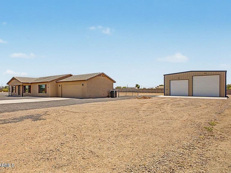 5959 E RED BIRD Lane photo 3