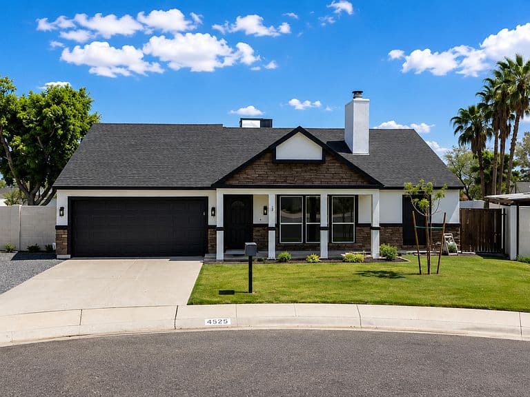 4517 E DESERT VIEW Drive photo 2