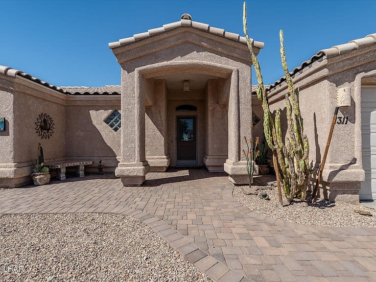 1311 Aviation Dr photo 3