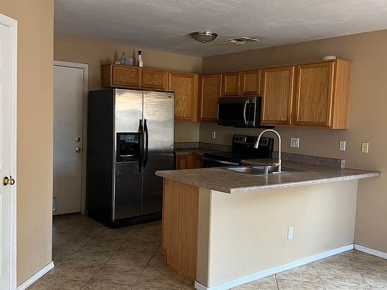 11117 E ABILENE Avenue photo 5