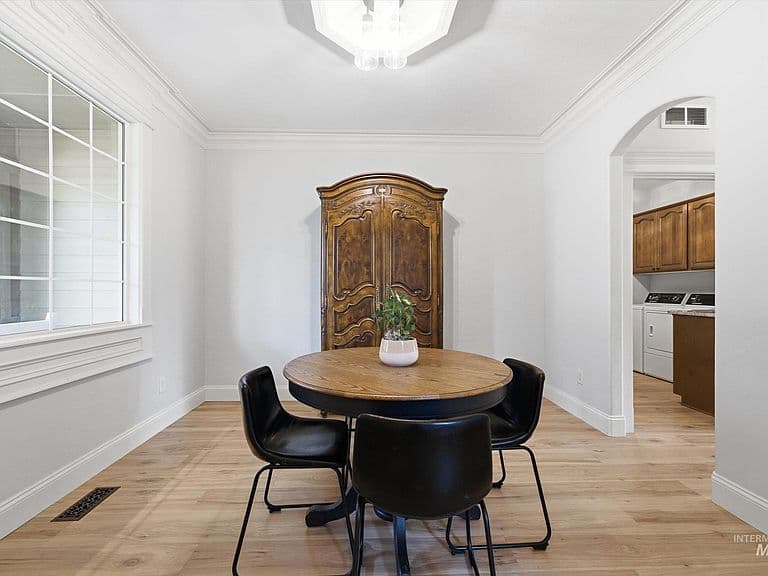 8671 Kingston Way photo 5
