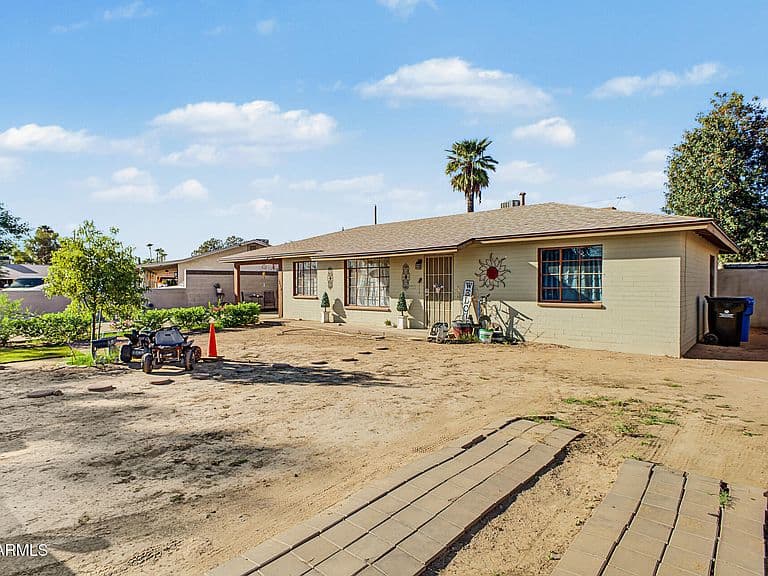3416 W MONTECITO Avenue photo 4