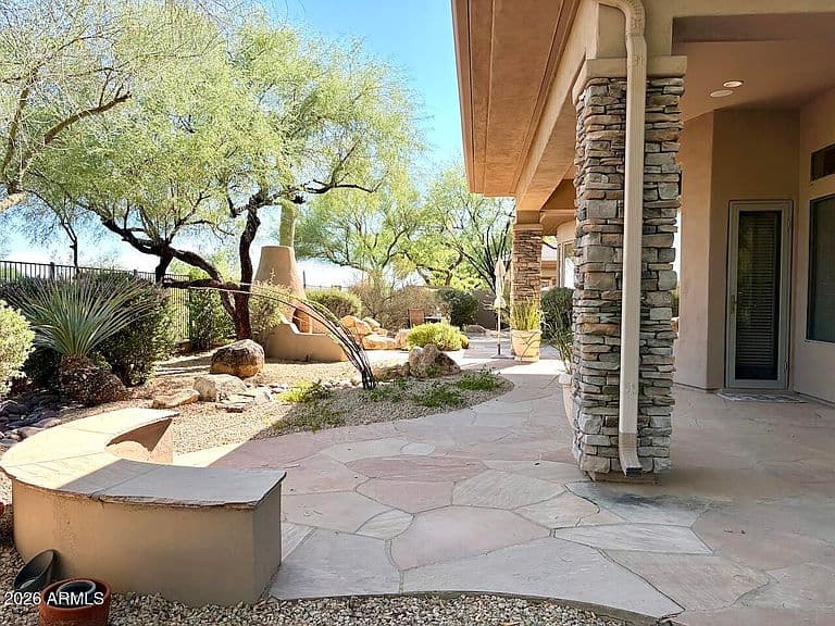 7467 E PASARO Drive photo 3