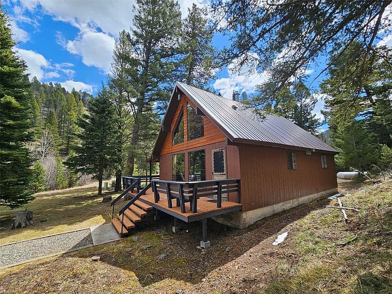 2220 Hogum Creek Rd photo 1