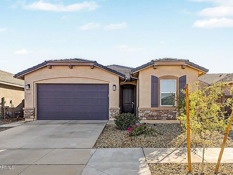 17345 W SMOKETREE Drive photo 1