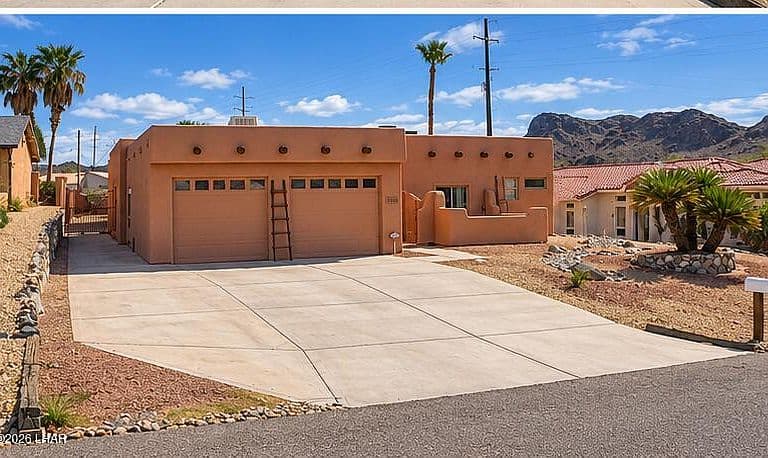 1330 Powell Dr photo 1