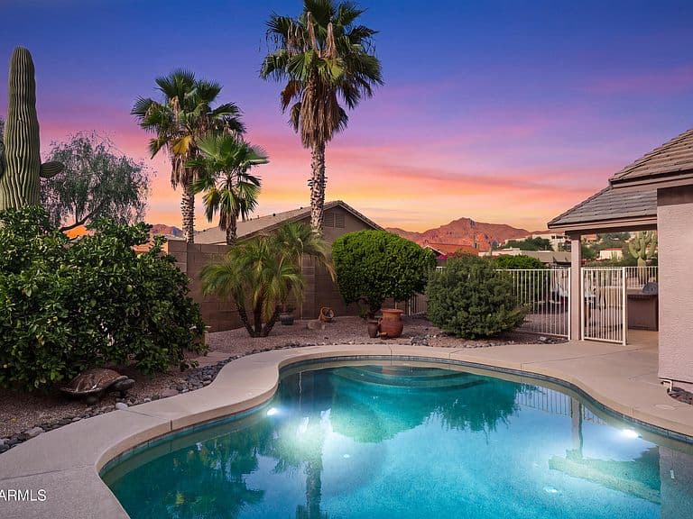 8966 E RED MOUNTAIN Lane photo 1