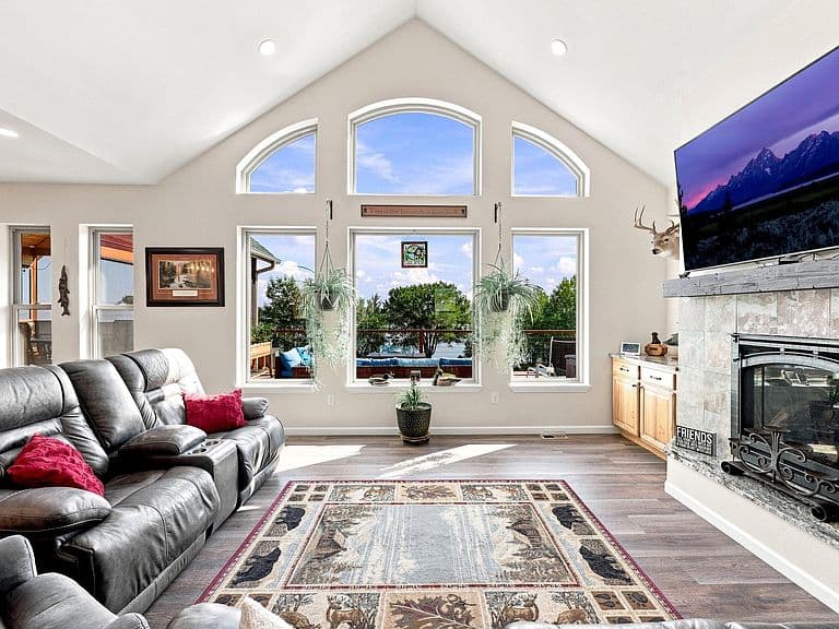 21 Promontory Way photo 3