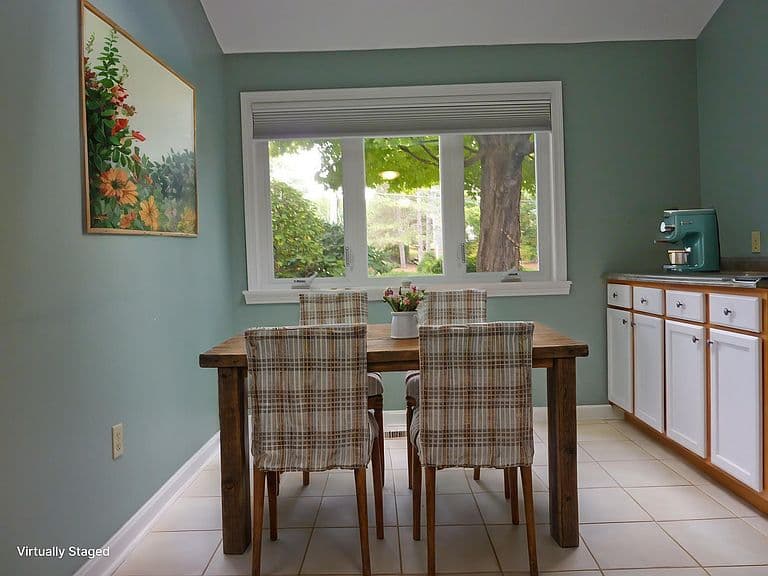 23 Aster Court photo 4