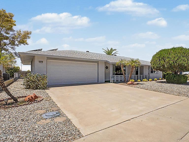 16022 N LAKEFOREST Drive photo 1