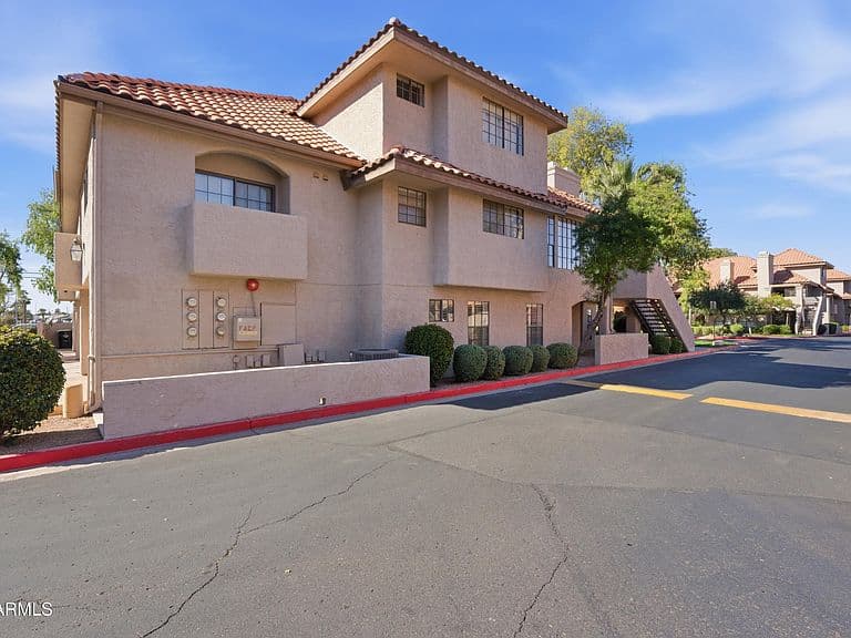 1211 N Miller Rd Unit 101 photo 1