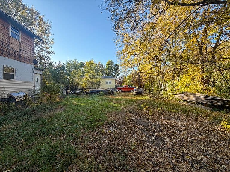 570 5th St SW photo 3