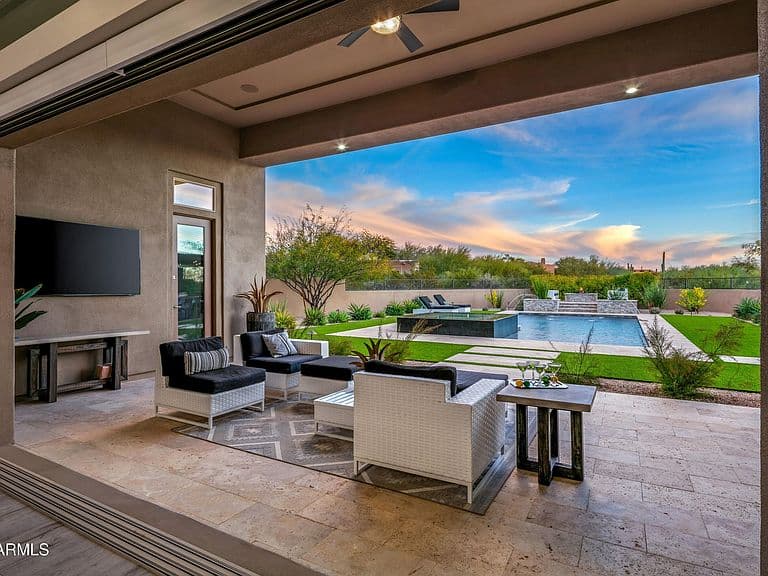 8555 E EAGLE CLAW Drive photo 4