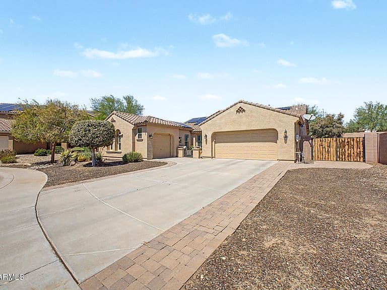 2434 W MAYA Way photo 1