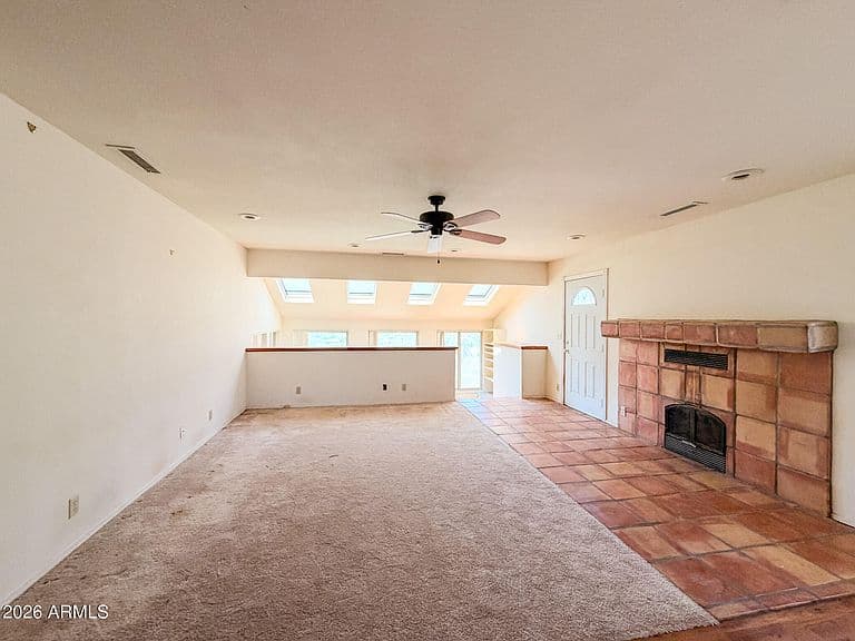 1530 N WARREN Drive photo 5