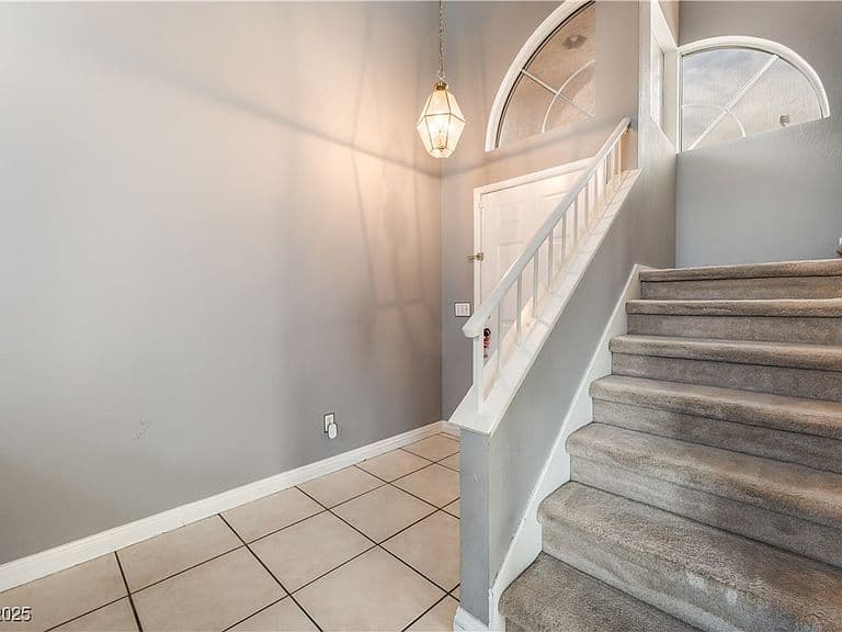 1624 Leaning Pine Way photo 5