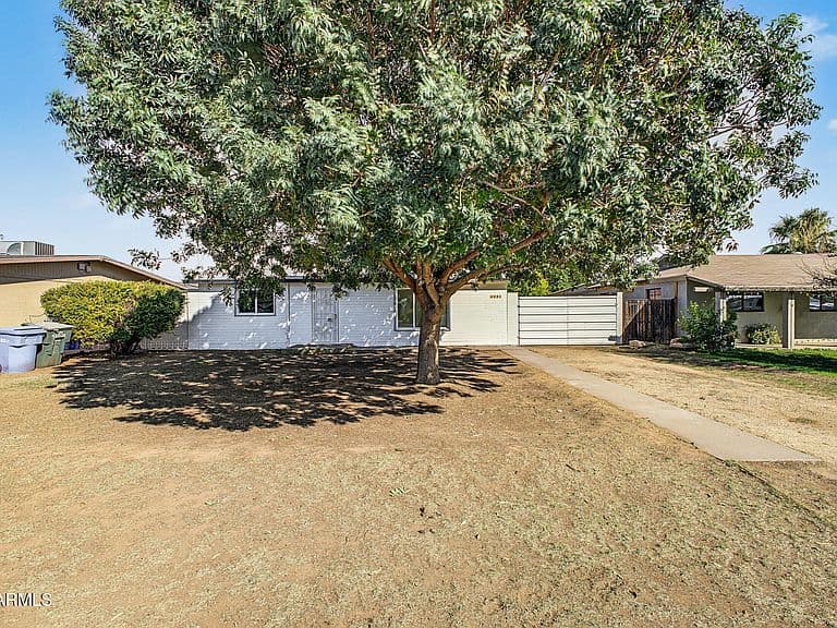 2231 N 29TH Place photo 2