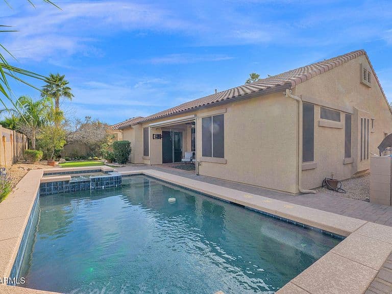 3810 E LATHAM Court photo 2
