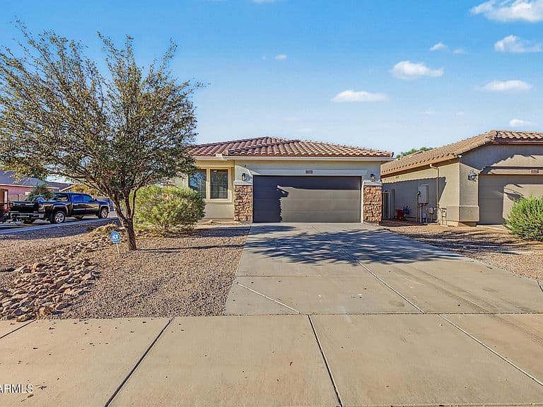 45070 W WINDROSE Drive photo 5