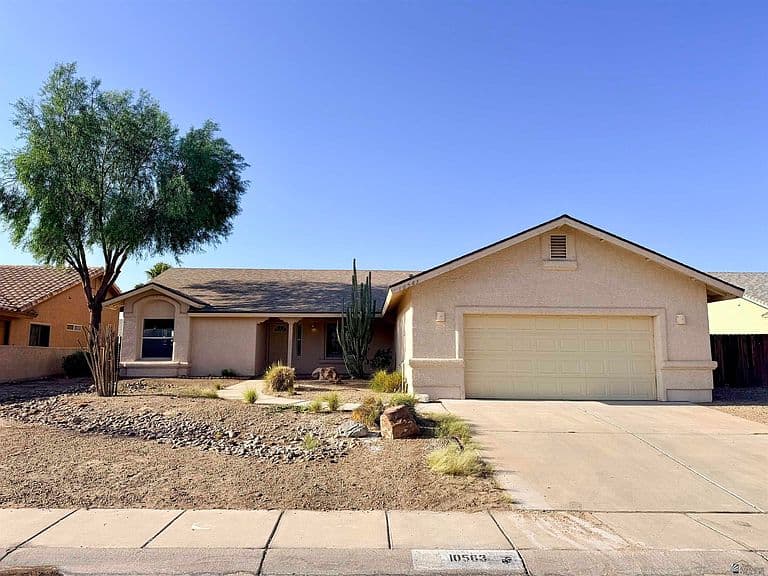 10563 E 36th Pl photo 1