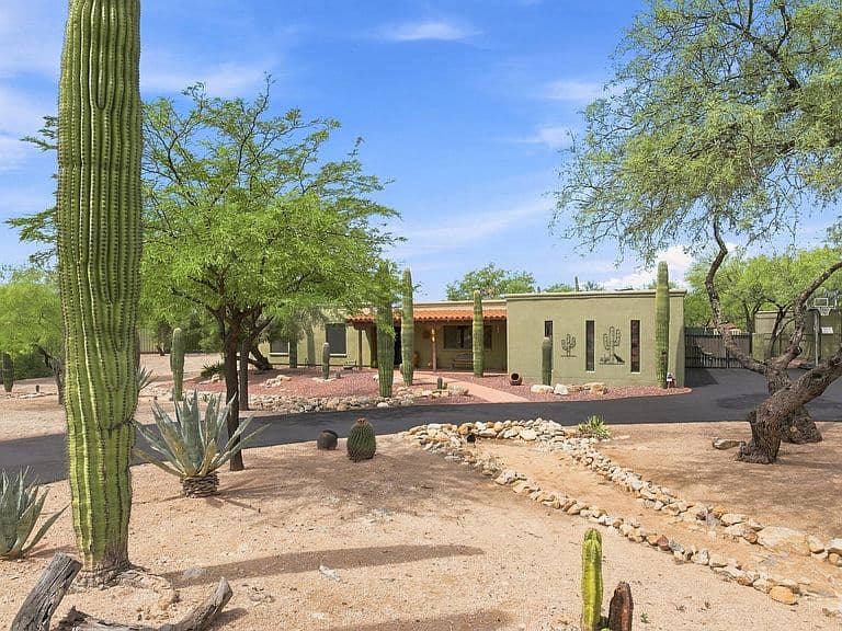 3043 N Sarsaparilla Pl photo 2