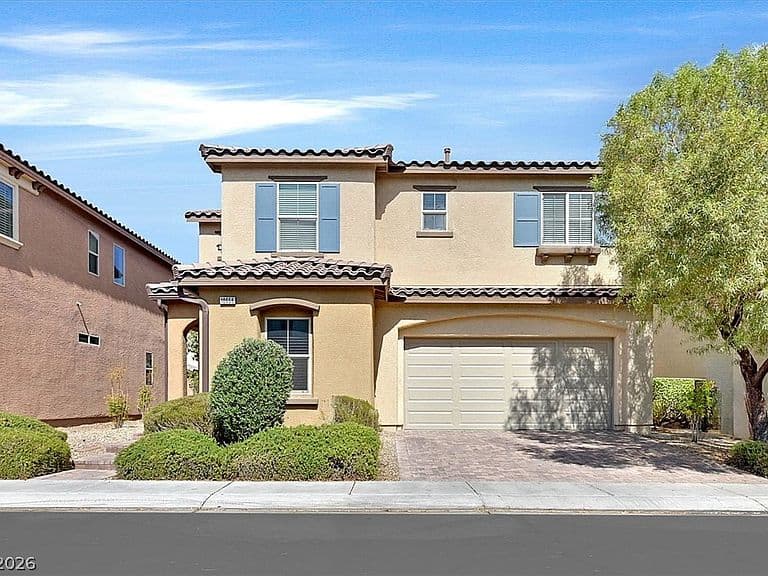 10656 Snow Lake St photo 1