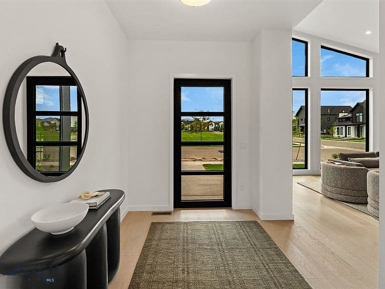 2935 Cielo Way photo 2