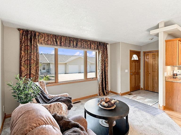 314 Cottage Hill Ln photo 5