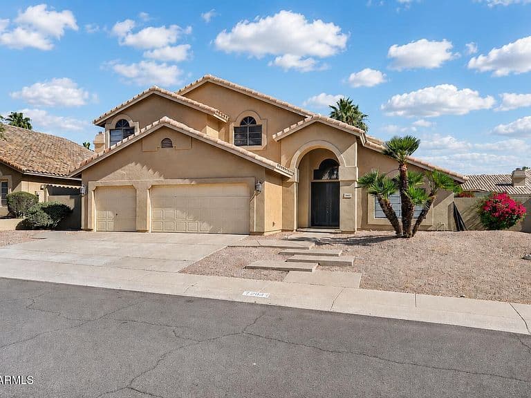 2034 E CATHEDRAL ROCK Drive photo 1