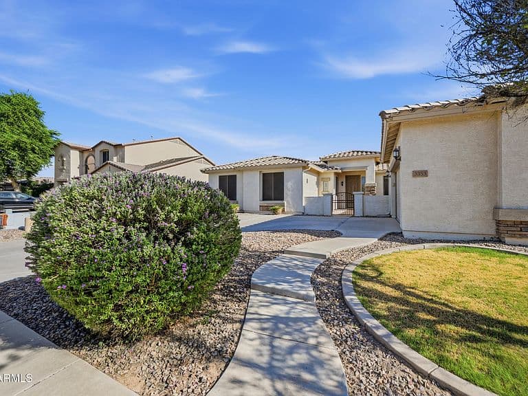 3353 E CANYON Way photo 5