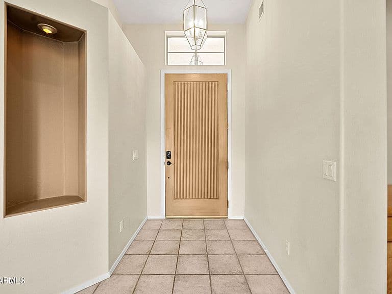 1761 W Goldfinch Way photo 4