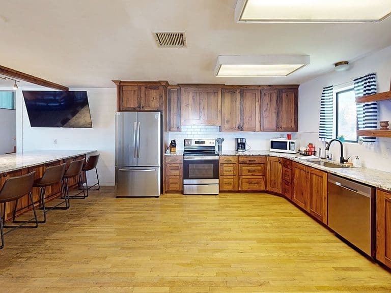 1336 13th Ct photo 5