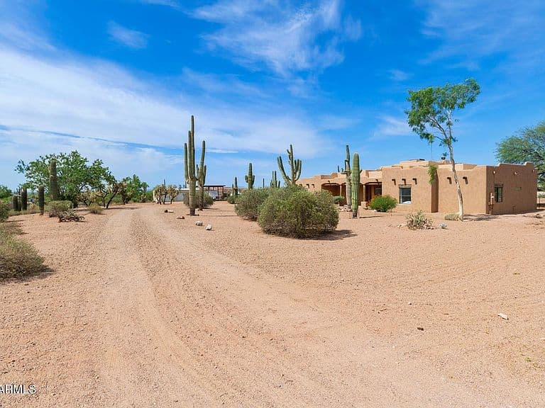4750 N CACTUS Road photo 5