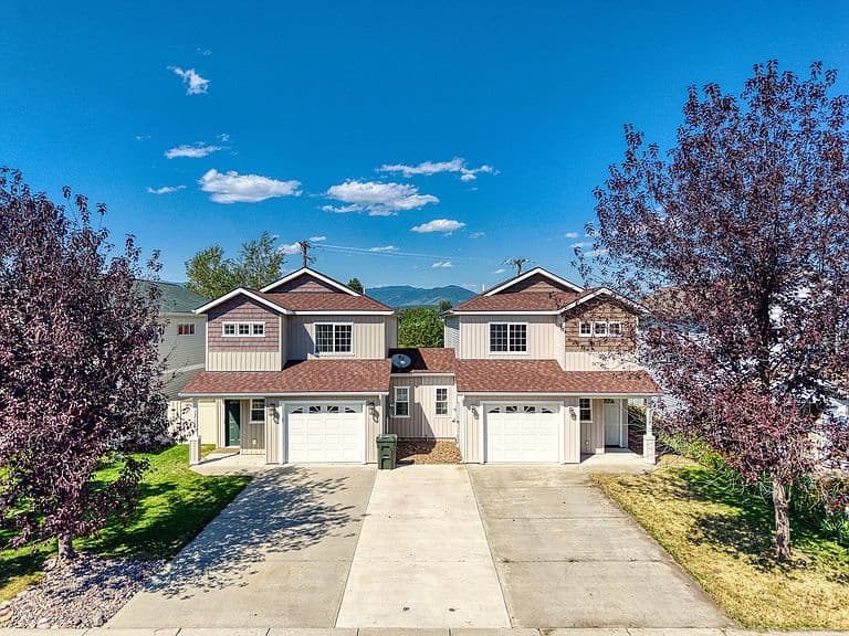 1304 Wildcat Dr photo 2