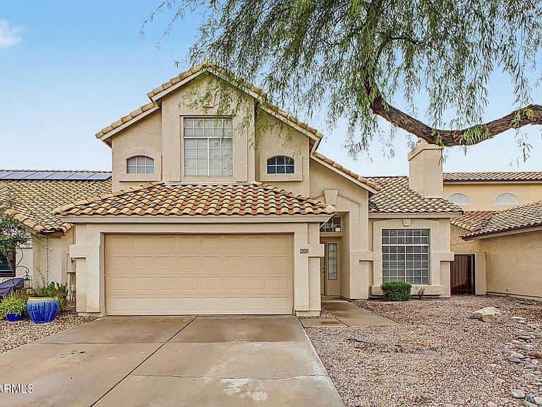 3130 W BAYLOR Lane photo 1