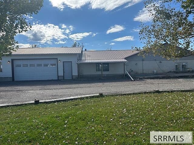1493 W Highway 26 photo 3