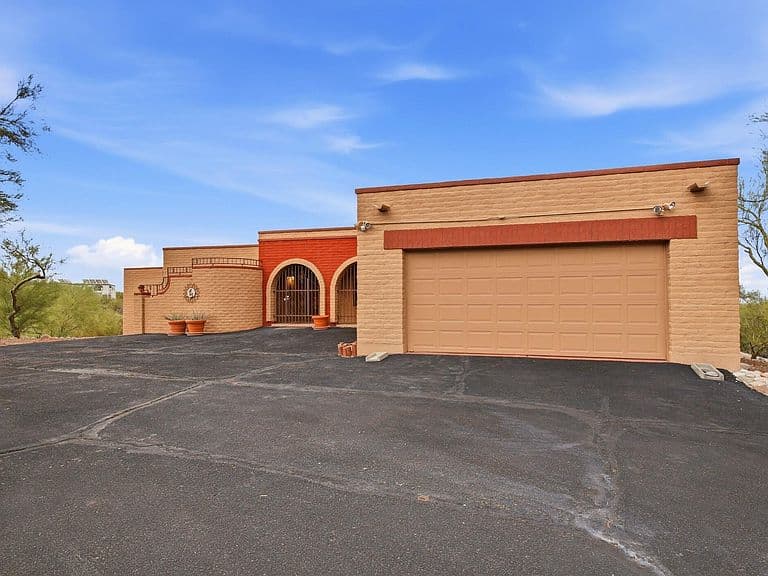 5830 E Territory Ave photo 3