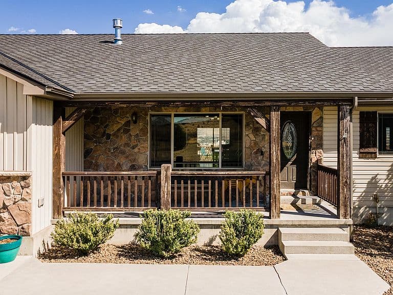 8432 N Facer Mountain Dr photo 4