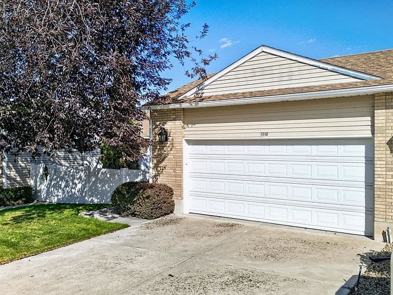 1510 Olympus Pointe photo 2