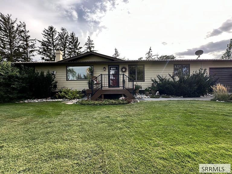 7345 W 33 S photo 1
