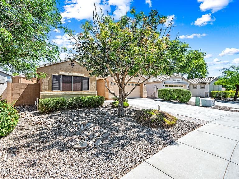 3896 E ARAGONITE Lane photo 3