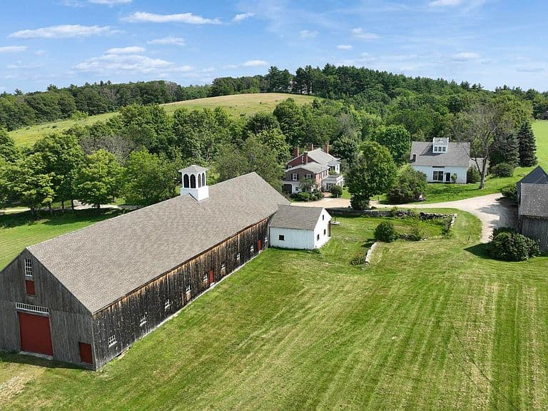 37 Old County Farm Road photo 5