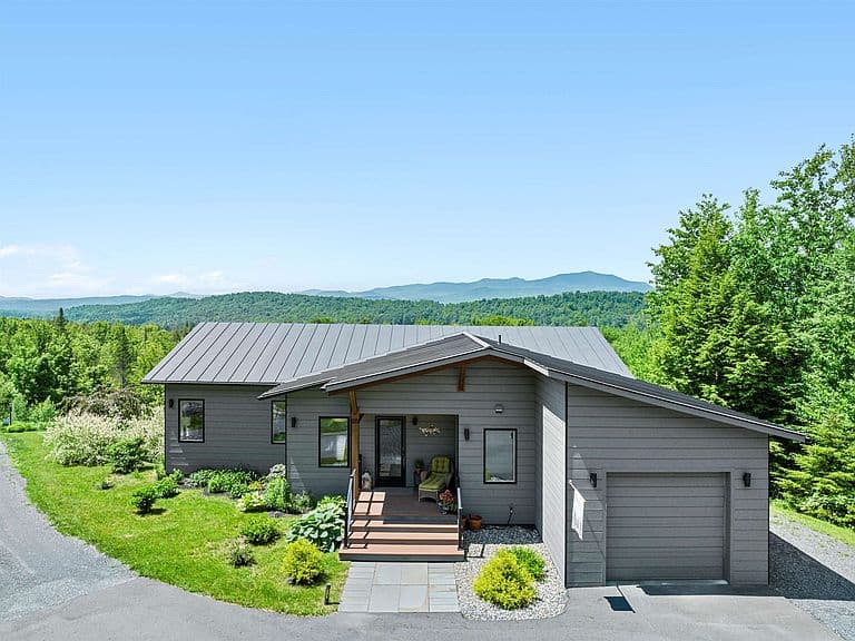 532 Mountain Estates Drive photo 2