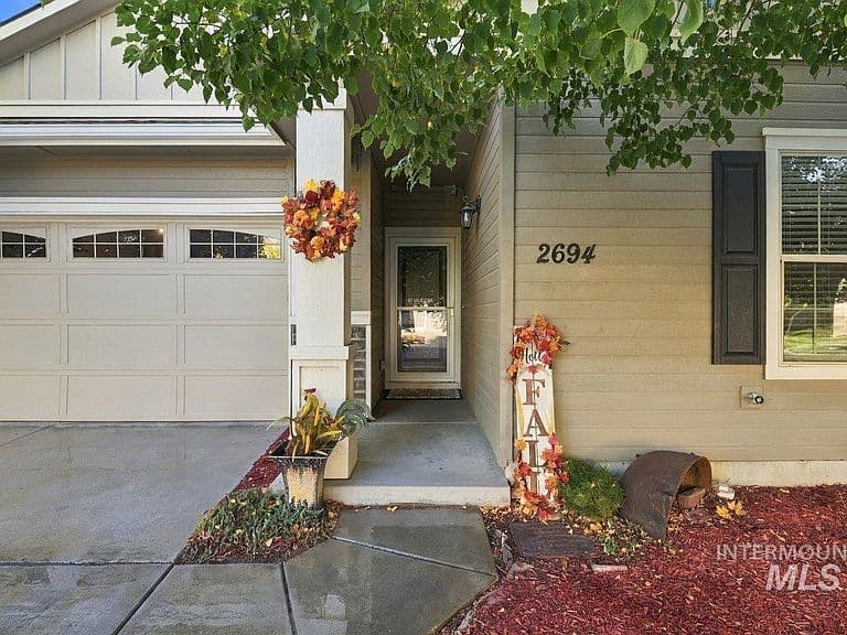 2694 S Riptide Ave photo 3