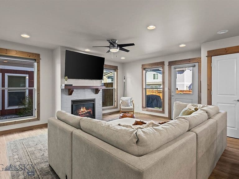 1305 Fozzie Ln #C photo 5