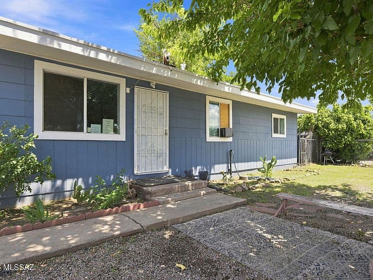 107 E Pinal St photo 2